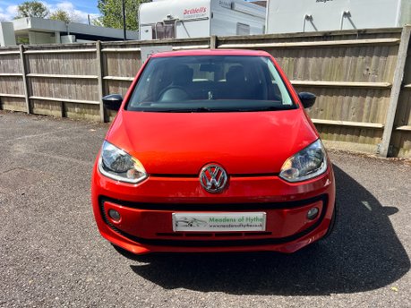 Volkswagen Up 1.0 GROOVE UP 5Dr 9
