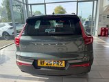 Volvo XC40 2.0 B4 MHEV Plus Dark DCT Auto Euro 6 (s/s) 5dr 5