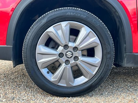 Suzuki Vitara SZ-T BOOSTERJET MHEV 4