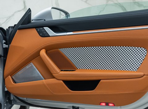 Porsche 911 Targa 4S (992) 31