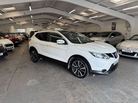 Nissan Qashqai 1.6 dCi Tekna SUV 5dr Diesel XTRON 2WD Euro 5 (s/s) (130 ps) 3