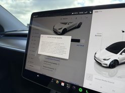 Tesla Model Y (Dual Motor) Long Range SUV 5dr Electric Auto 4WDE (384 bhp) 41