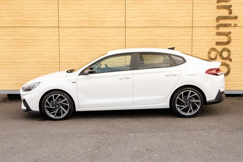 Hyundai i30 T-GDI FASTBACK N LINE MHEV 14