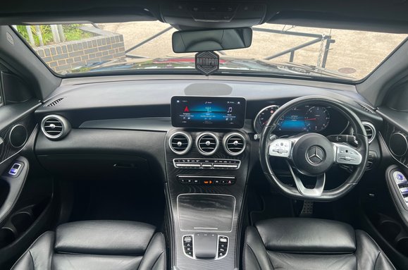 Mercedes-Benz GLC GLC 300 D 4MATIC AMG LINE PREMIUM 38