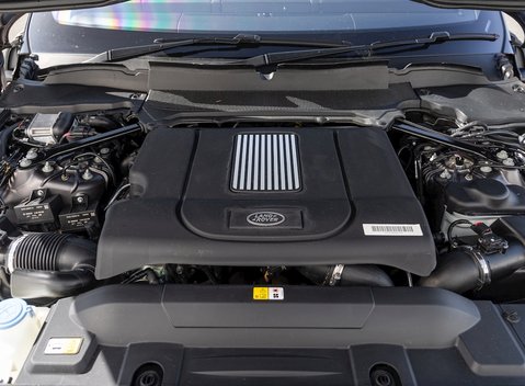 Land Rover Range Rover 4.4 SDV8 Autobiography Bespoke by SVO 35