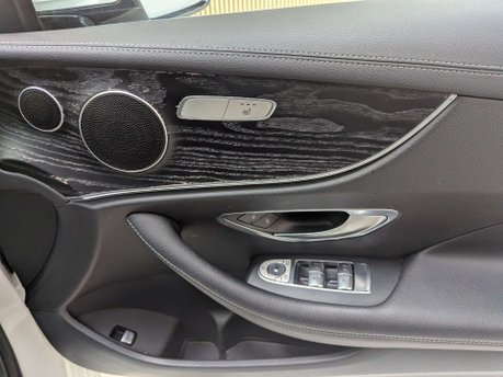 Mercedes-Benz E Class 2.0 E 300 AMG Line Auto 2dr 33