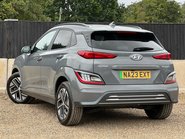 Hyundai KONA PREMIUM 2