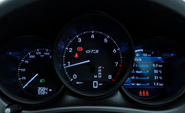 Porsche Macan GTS 25