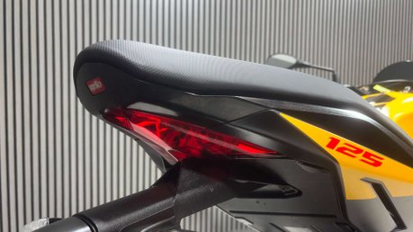Aprilia Tuono 2025 25 PLATE 15BHP E5 SPORTS BIKE LEARNER ONLY 3K 54
