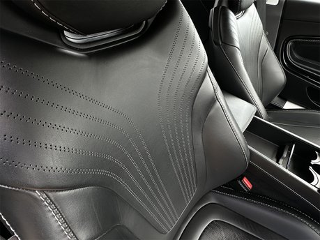 Aston Martin DB11 V12 48