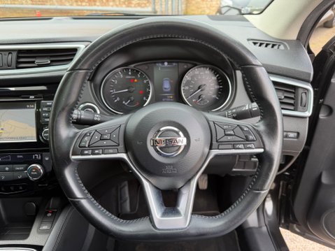 Nissan Qashqai N-CONNECTA DIG-T 14