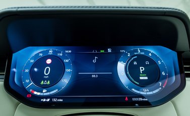 Land Rover Range Rover P460e Autobiography LWB 22