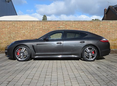 Porsche Panamera Turbo S 10