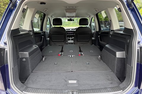 Volkswagen Touran SEL TSI DSG AUTOMATIC - 7 SEATS - ADAPTIVE CRUISE -DEMO +1 OWNER -FVWSH 58