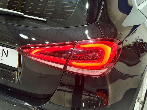 Mercedes-Benz A Class 1.5 A180d Sport (Executive) Hatchback 5dr Diesel 7G-DCT Euro 6 (s/s) (116 p 51