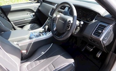 Land Rover Range Rover Sport 5.0 SVR 11