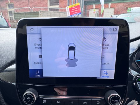 Ford Fiesta TITANIUM X 26