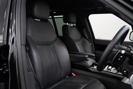 Land Rover Range Rover 3.0 D300 MHEV HSE SUV 5dr Diesel Auto 4WD Euro 6 (s/s) (300 ps) 2