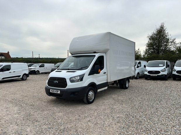 Ford Transit Luton LWB L3 350 Tail Lift EURO 6 NO VAT 2