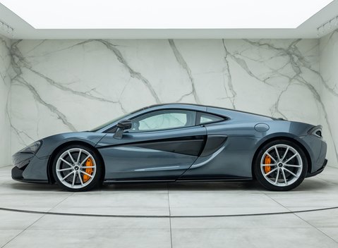 McLaren 570 GT 5