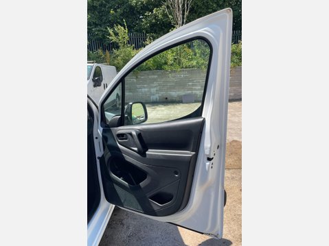 Citroen Berlingo 1.6 HDi 625 Enterprise Panel Van 5dr Diesel Manual L1 (131 g/km, 75 bhp) 21