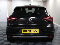 Renault Clio ICONIC TCE BOSE 8