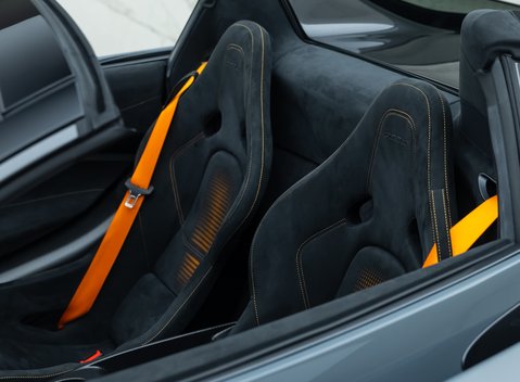 McLaren 765LT Spider 45