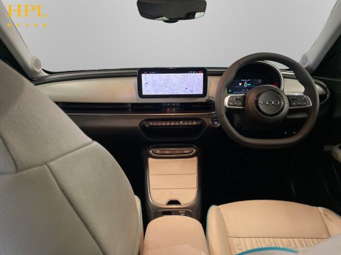Fiat 600e 54kWh La Prima SUV 5dr Electric Auto (156 ps) 19