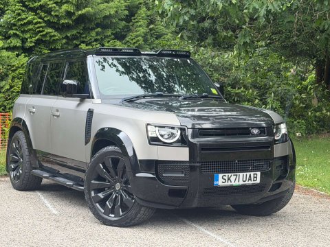 Land Rover Defender 3.0 Defender X-Dynamic S D MHEV Auto 4WD 5dr 29