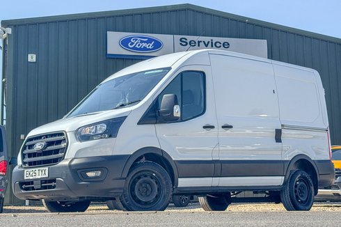 Ford Transit AUTO MWB L2H2 Medium Roof Trend 350 Air Con Sensors EURO 6 NO VAT