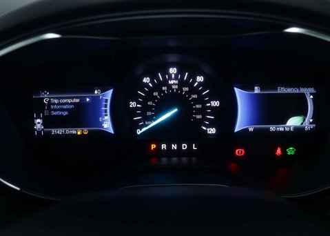 Ford Mondeo 2.0 Mondeo Titanium Edition HEV Auto 5dr 17