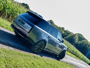 Land Rover Range Rover P440e SE 20