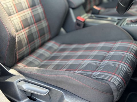 Volkswagen Golf 2.0 Golf GTi Performance TSi Semi-Auto 5dr 15
