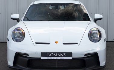 Porsche 911 (992) GT3 4