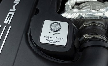 Mercedes-Benz C Class C63 S Night Edition 29