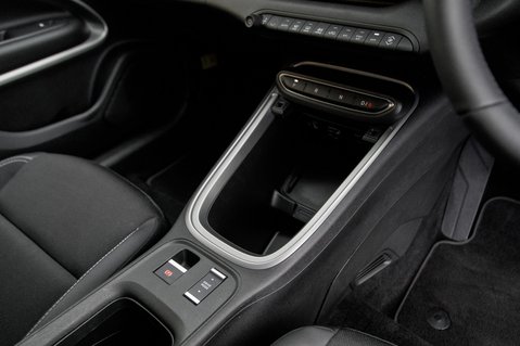 Jeep Avenger SUMMIT 37