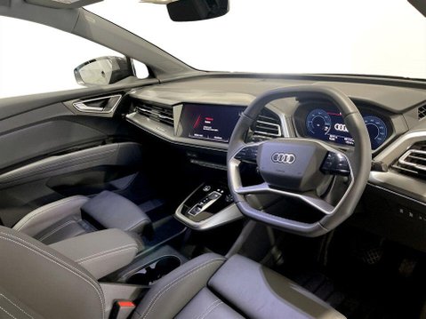 Audi Q4 45 Sport SUV 5dr Electric Auto 82kWh (286 ps) 1 Owner - Dab - Bluetooth 12