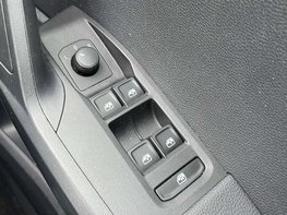 SEAT Arona 1.0 Arona SE Technology TSi Semi-Auto 5dr 51