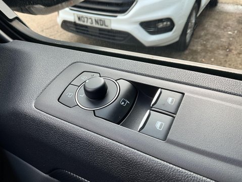 Ford Transit Custom 2.0 300 EcoBlue Limited L1 H1 Euro 6 (s/s) 5dr 51