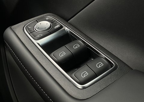 MG MG4 EV URBAN 53.9kWh PREMIUM LONG RANGE 20