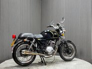 Ajs Tempest 2020 19K MODERN RETRO BIKE 125CC 1 FORMER OWNER 3