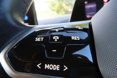 Volkswagen Id.4 Pure 52kWh Life SUV 5dr Electric Auto (148 ps) 12