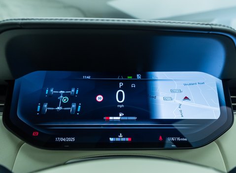 Land Rover Range Rover D350 AUTOBIOGRAPHY LWB 24