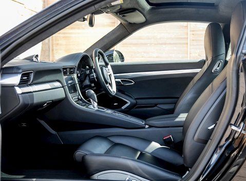 Porsche 911 (991.2) Carrera 4S 16