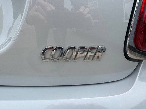 Mini Hatch COOPER CLASSIC 20