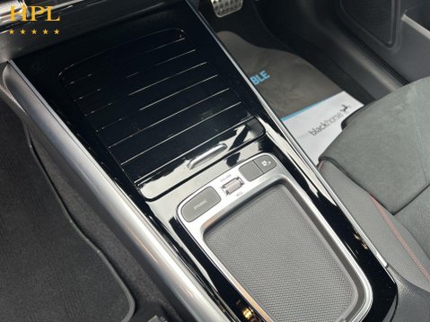 Mercedes-Benz GLA 1.3 GLA200h MHEV AMG Line (Executive) SUV 5dr Petrol Hybrid 7G-DCT Euro 6 ( 17