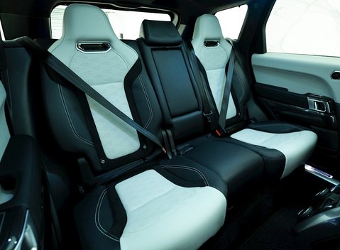 Land Rover Range Rover Sport 5.0 SVR Carbon Edition 12