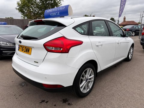 Ford Focus 1.0T EcoBoost Zetec Euro 6 (s/s) 5dr 7