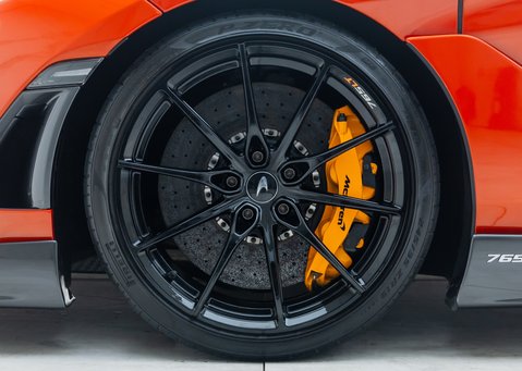 McLaren 765LT Spider 