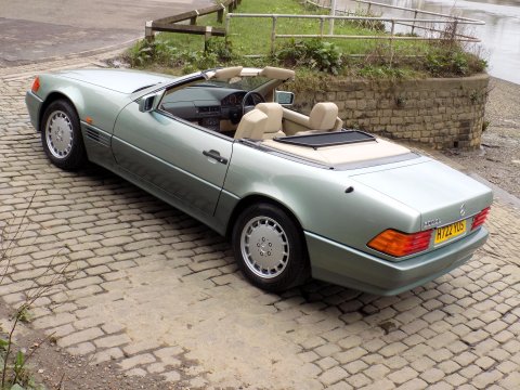 Mercedes-Benz SL Series 500SL-32 49